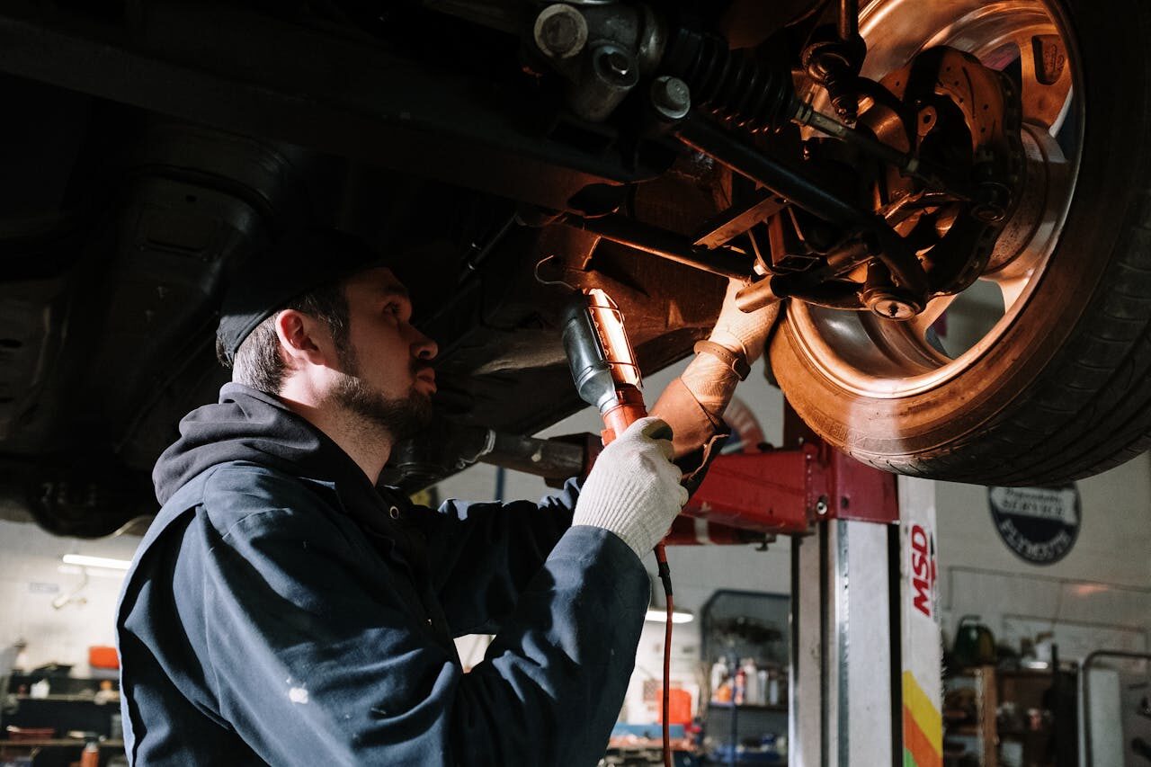 Spring Prep: Essential Car Services for Sarasota Drivers