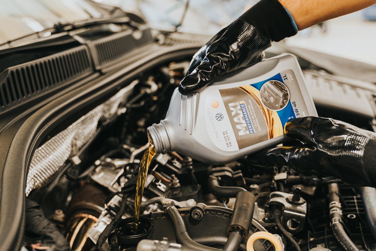 The Importance of Regular Oil Changes in Sarasota