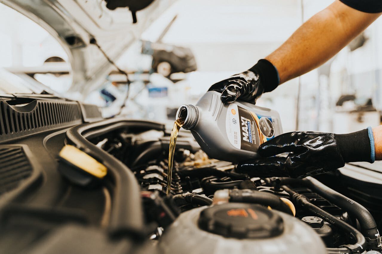 The Importance of Timely Oil Changes for Sarasota Drivers